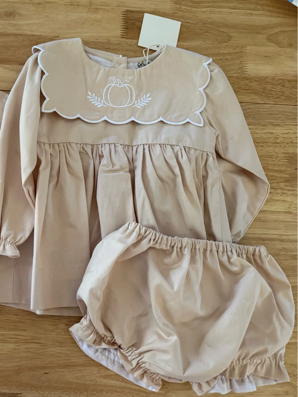 N/A tan khaki